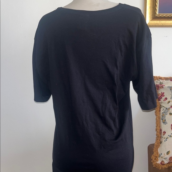 Graphic T-Shirt - Picture 5 of 8